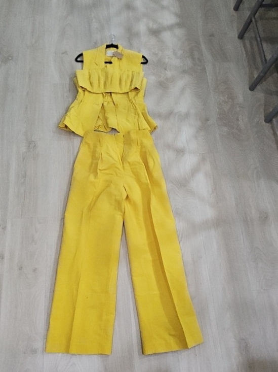 Ulla Johnson Pants - Women's Yellow High-Waist Wide-Leg Pants & Sleeveless Peplum Top Set